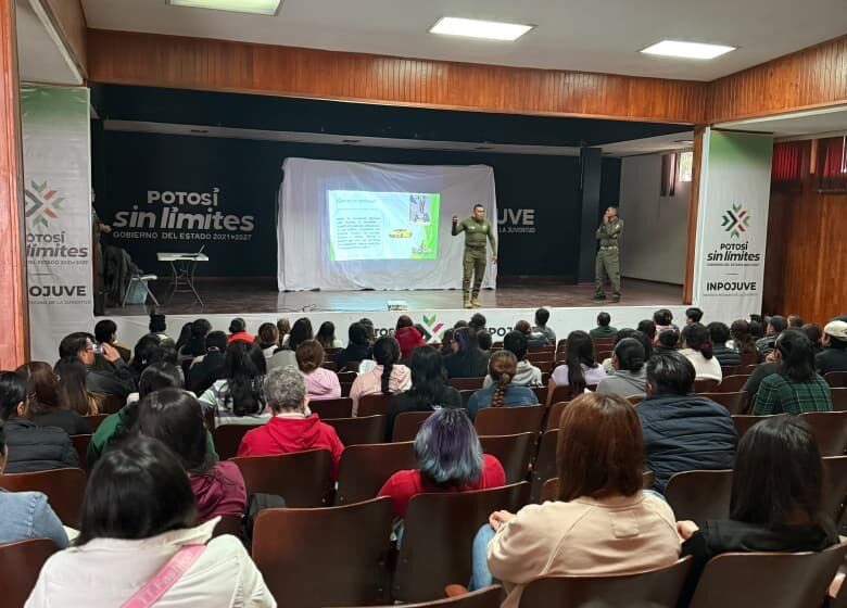  JÓVENES POTOSINOS APRENDEN A CONDUCIR CON RESPONSABILIDAD